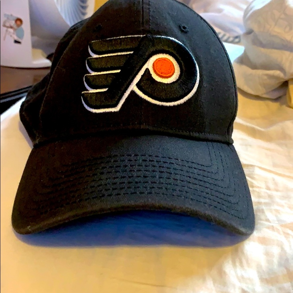 Philadelphia Flyers fanatics hat 🟠⚫️